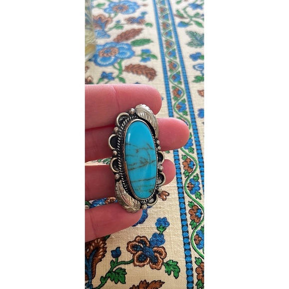 Vintage Turquoise and Silver Statement Ring - Picture 3 of 4